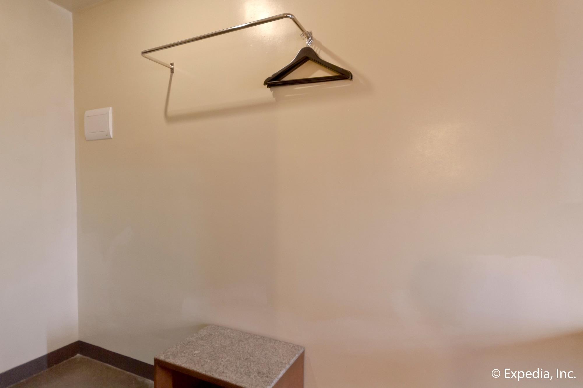 Express Inn Mactan Lapu-Lapu City Exterior photo