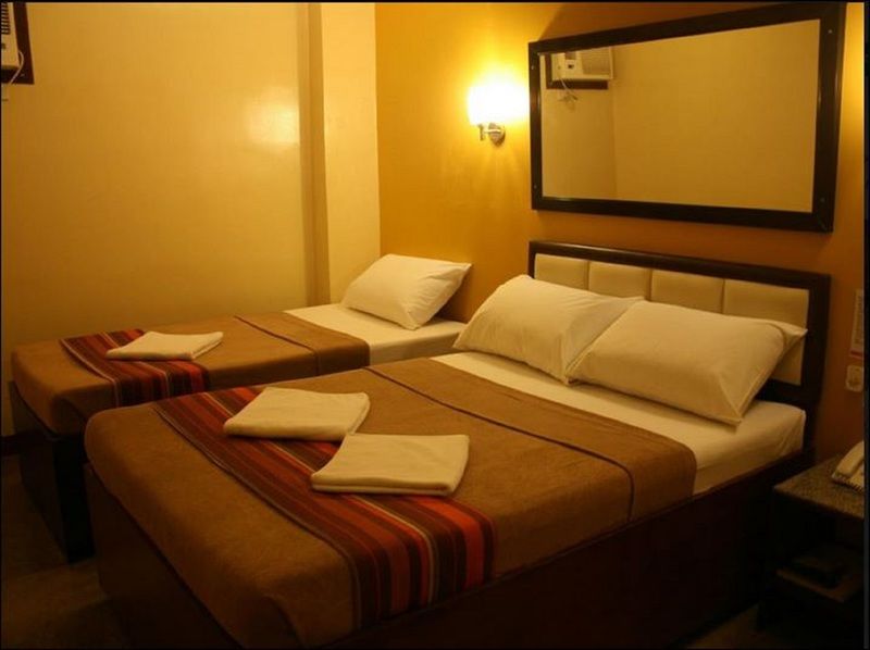 Express Inn Mactan Lapu-Lapu City Exterior photo