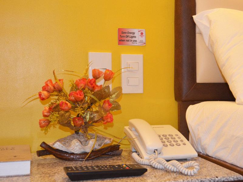 Express Inn Mactan Lapu-Lapu City Exterior photo
