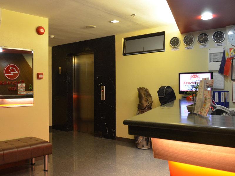 Express Inn Mactan Lapu-Lapu City Exterior photo