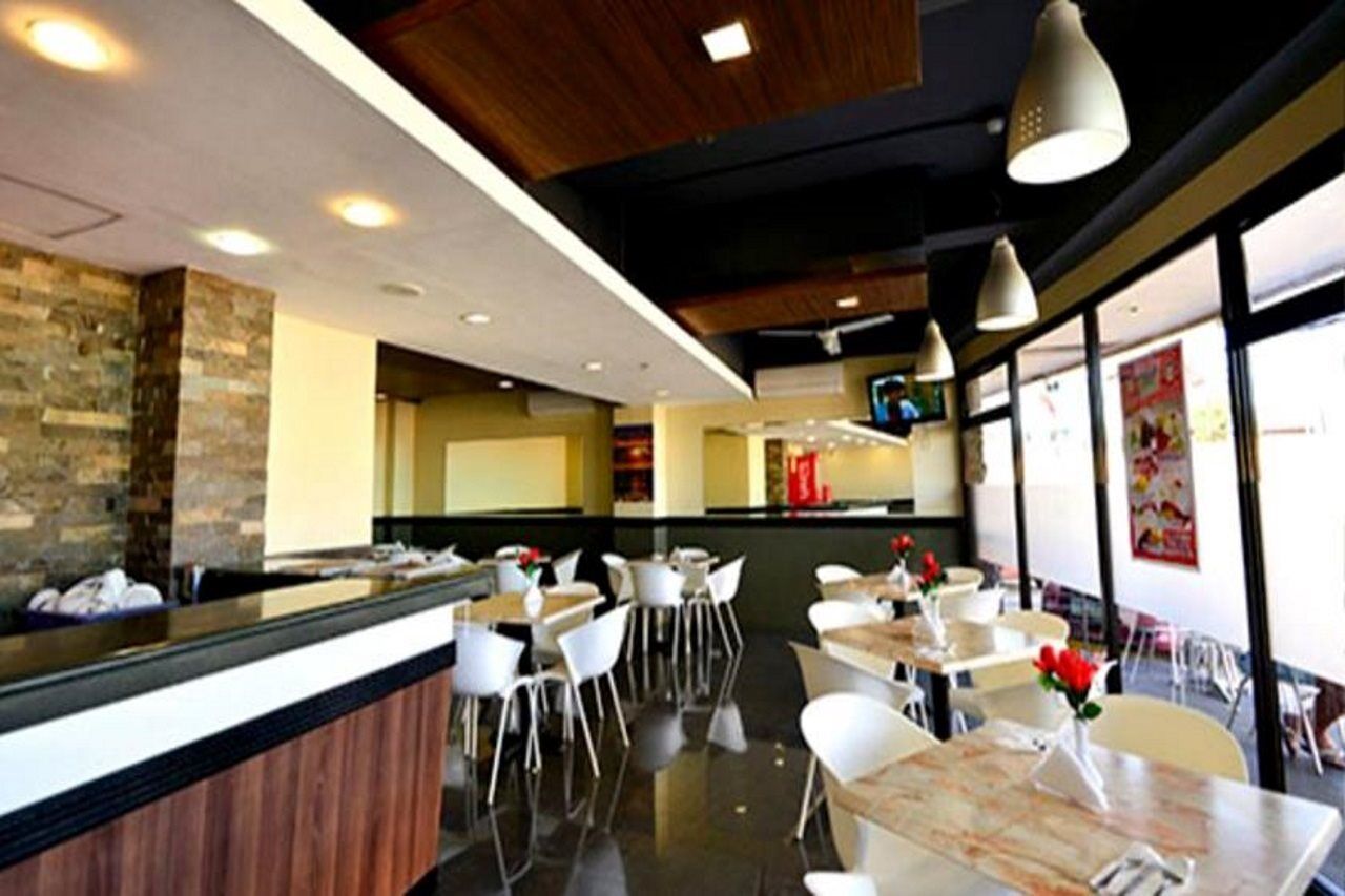 Express Inn Mactan Lapu-Lapu City Exterior photo